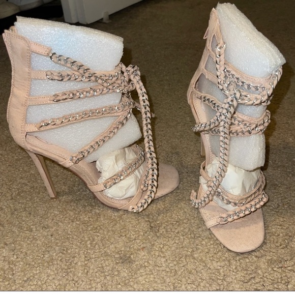 80s Misguided Chain-Embellished Heeled Sandals - Picture 1 of 5